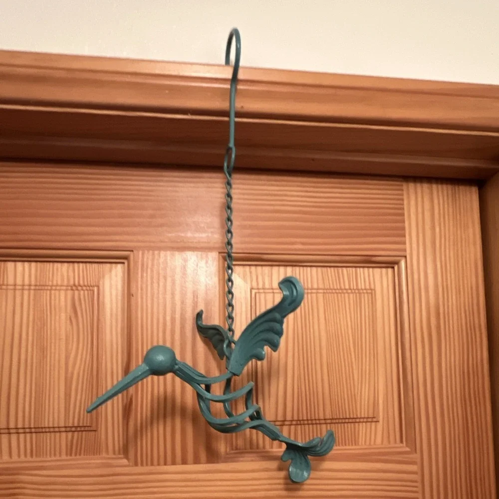 Turquoise Metal Hanging Hummingbird  Yard Art Single Hook w/ Twisted Chain